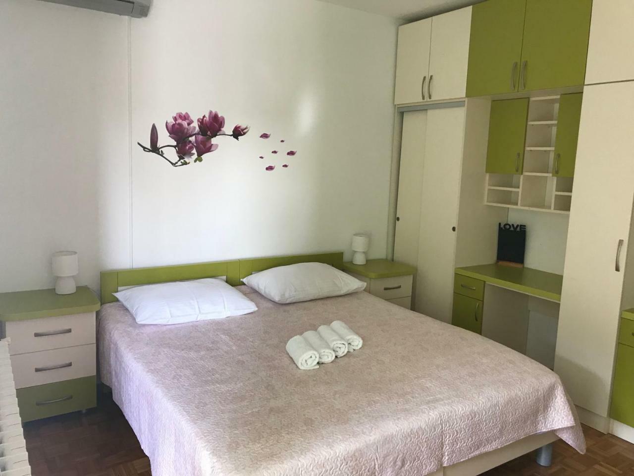 Apartma Ive Starigrad Paklenica